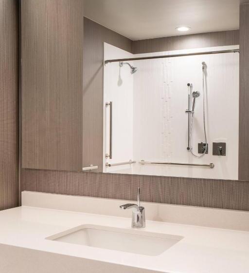 Люкс Кровать Кинг, Courtyard By Marriott Salt Lake City Cottonwood