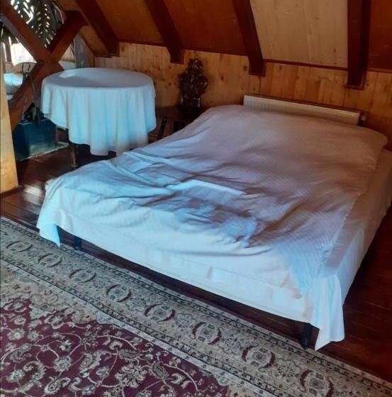 ファミリールーム, Pensiunea Perla Maramuresului