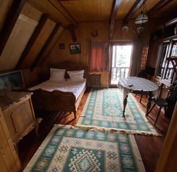 ファミリールーム, Pensiunea Perla Maramuresului