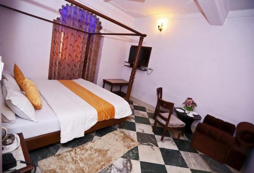 חדר סטנדרט עם מיטת קינג, Rang Sagar Haveli