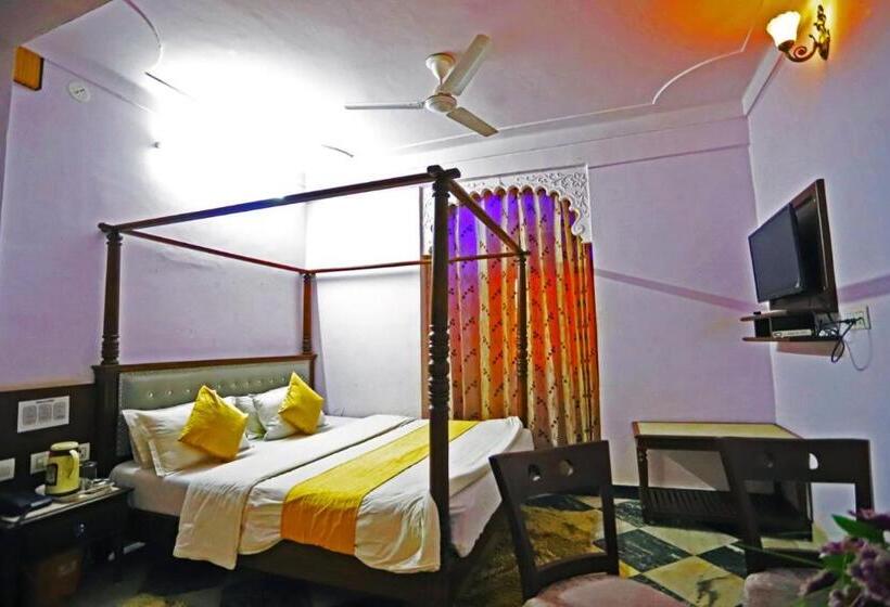 חדר סטנדרט עם מיטת קינג, Rang Sagar Haveli