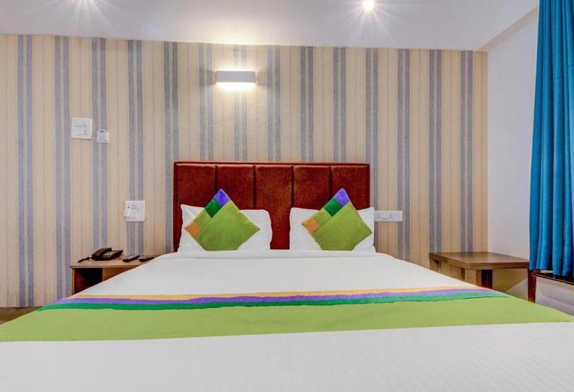 חדר דלוקס, Treebo Iris Suites