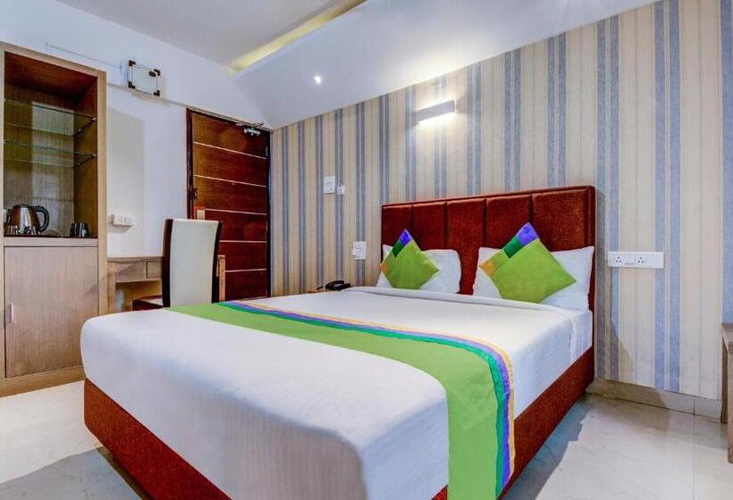 חדר דלוקס, Treebo Iris Suites