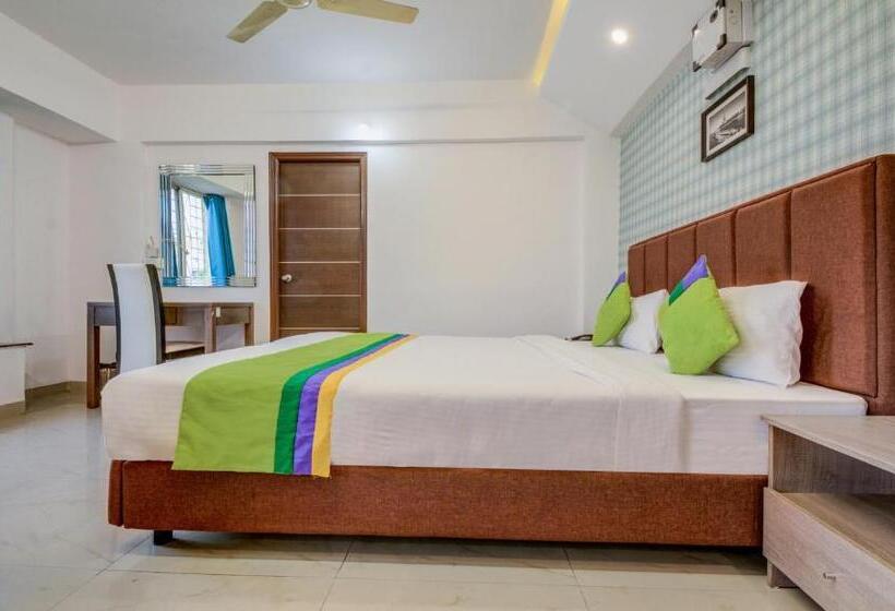 חדר סופריור, Treebo Iris Suites