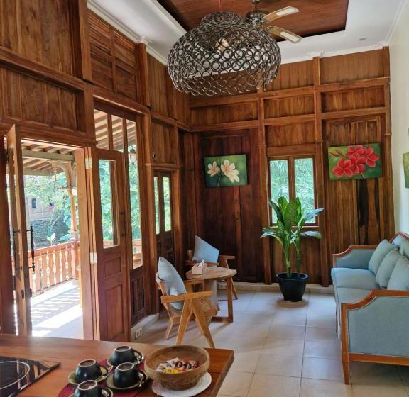 غرفة قياسية مطلة على المتنزه, Jepara Garden Resort