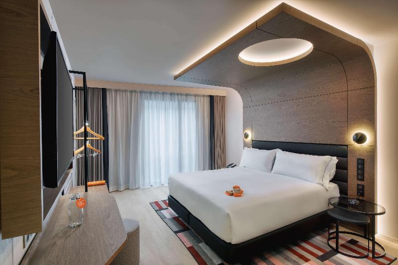 Familiekamer met Tussendeur, Canopy by Hilton Paris Eiffel Tower