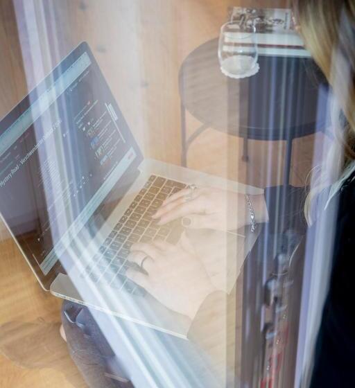 带阳台的高级房间, Fokus