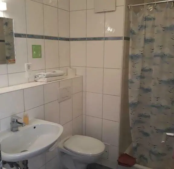 スタンダードトリプルルーム, Rhöner Landhotel Haus Zur Wasserkuppe