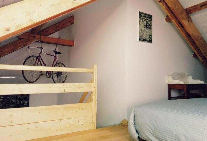 패밀리 룸, Chambres D'hôtes Quatre Mains