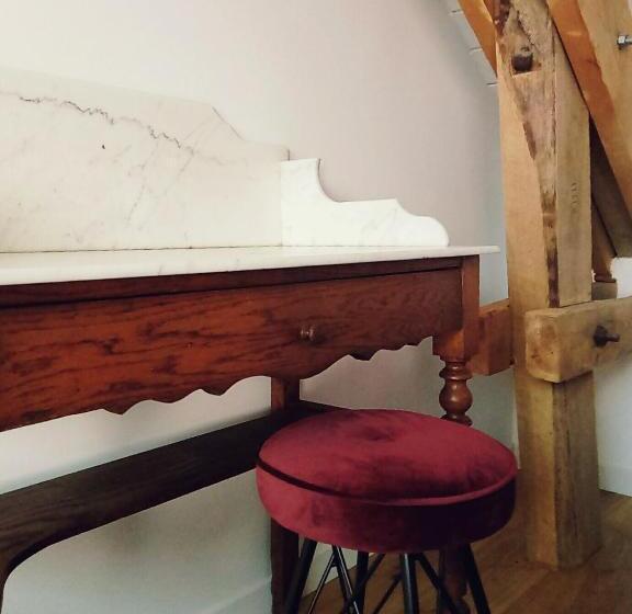 패밀리 룸, Chambres D'hôtes Quatre Mains