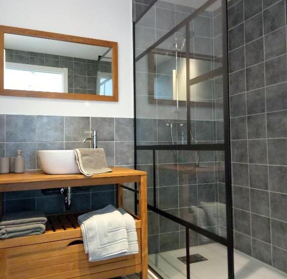 패밀리 룸, Chambres D'hôtes Quatre Mains