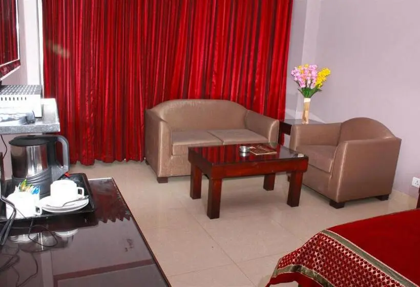 Chambre Standard avec Balcon, Shikhar & Restaurant