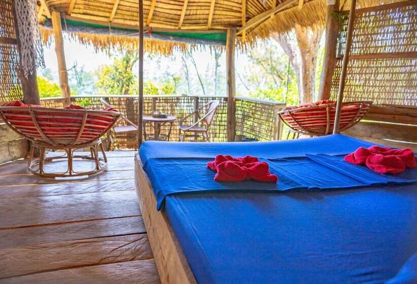豪华洋房, Kactus Eco Resort & Wellness On Kohtakiev Island