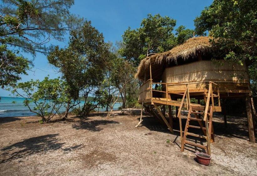 デラックスバンガロー, Kactus Eco Resort & Wellness On Kohtakiev Island