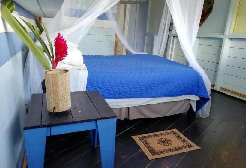 带海景的标准房, The Hill B&b