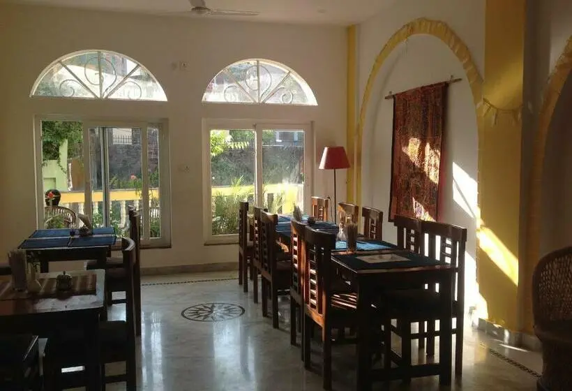 Chambre Deluxe Vue Montagne, Seventh Heaven Inn Rishikesh