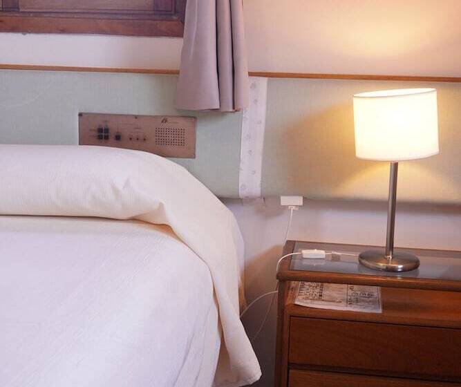 レイクビュースタンダードルーム, Amancay