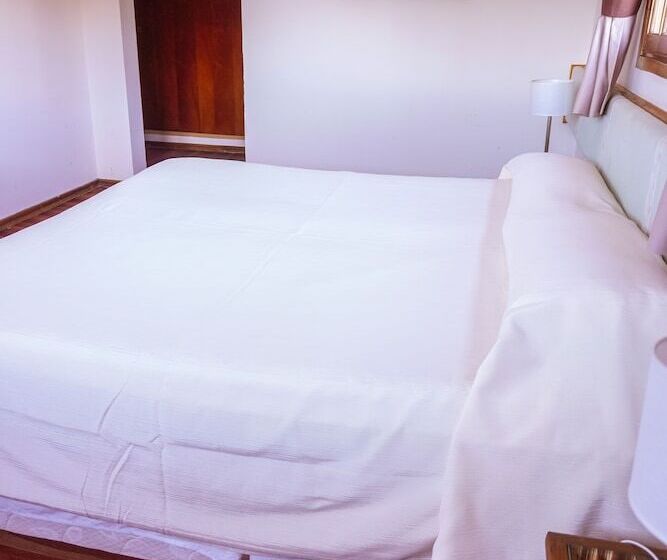 レイクビュースタンダードルーム, Amancay