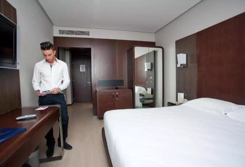 اتاق استاندارد با تخت بزرگ, Best Western Hotel Goldenmile Milan