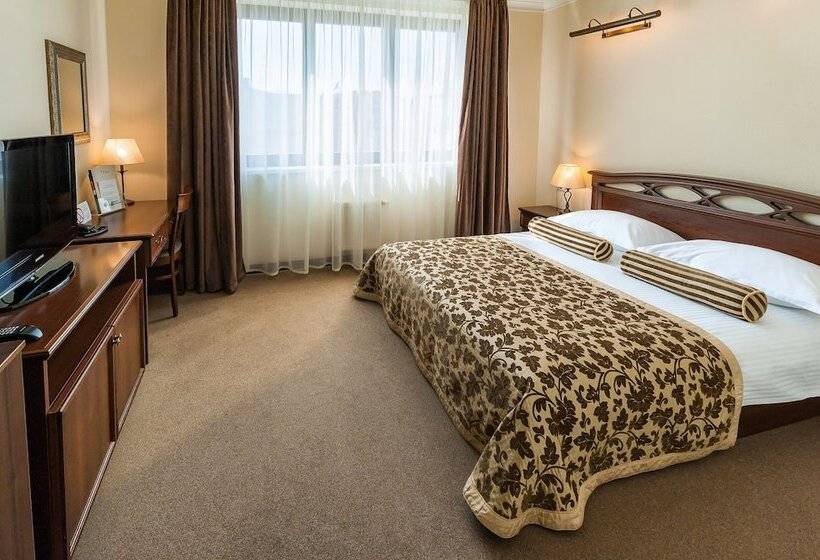 חדר סטנדרט, Chichikov