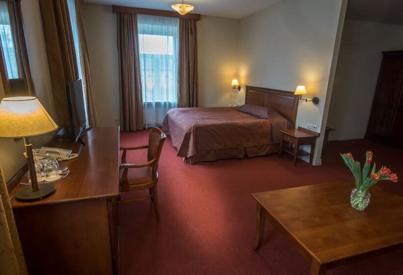 Номер Стандарт, Daugirdas Old City