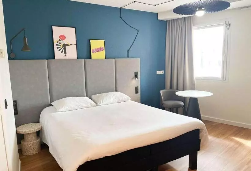 スタンダードルーム, Ibis Martigues Centre