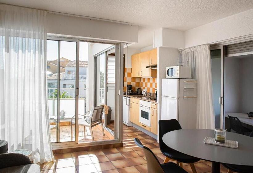 شقة 3 غرف مطلة على البحر, Hotel Les Bulles de Mer