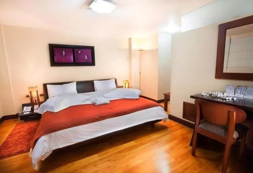 سوییت جونیور, Loft