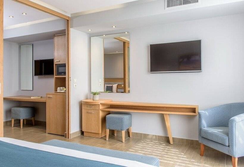 패밀리 스위트, Lyttos Beach