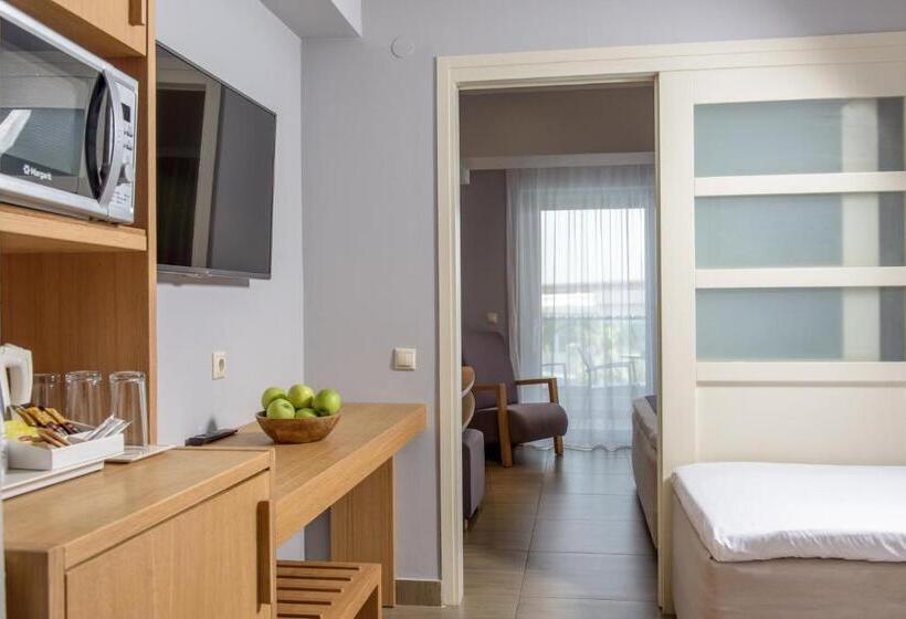 패밀리 룸 가든 전망, Lyttos Beach