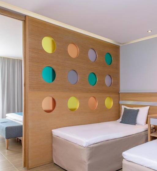 수피리어 패밀리 룸, Lyttos Beach