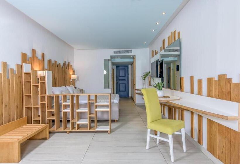 주니어 스위트 바다 전망, Lyttos Beach