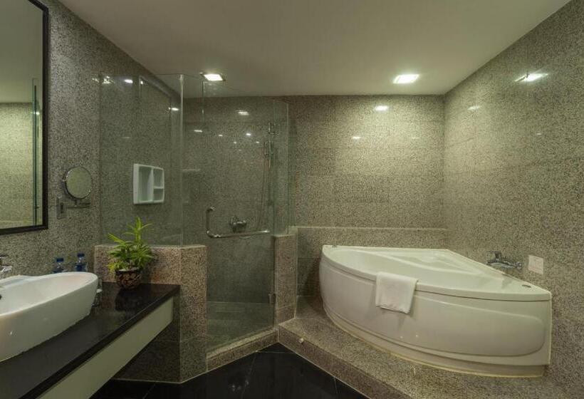 スイート, Manhattan Hotel Jakarta
