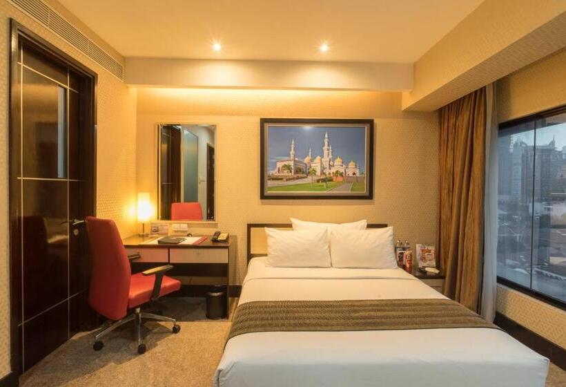 デラックスルーム, Manhattan Hotel Jakarta