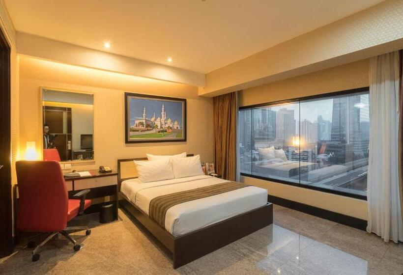 デラックスルーム, Manhattan Hotel Jakarta