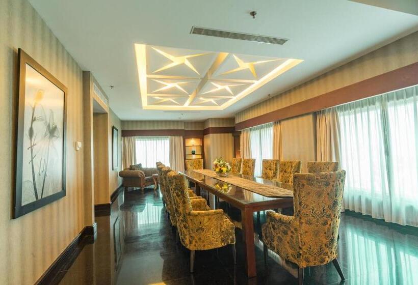 プレジデントスイートルーム, Manhattan Hotel Jakarta