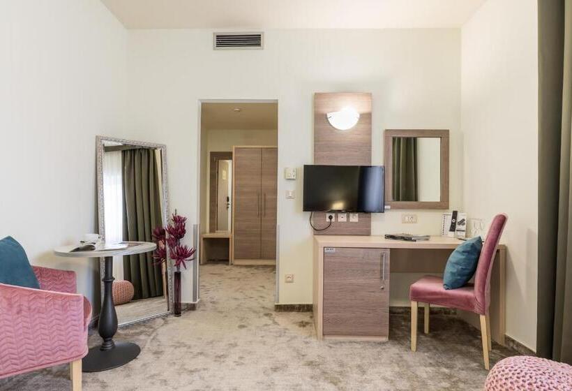 غرفة قياسية, Mondo