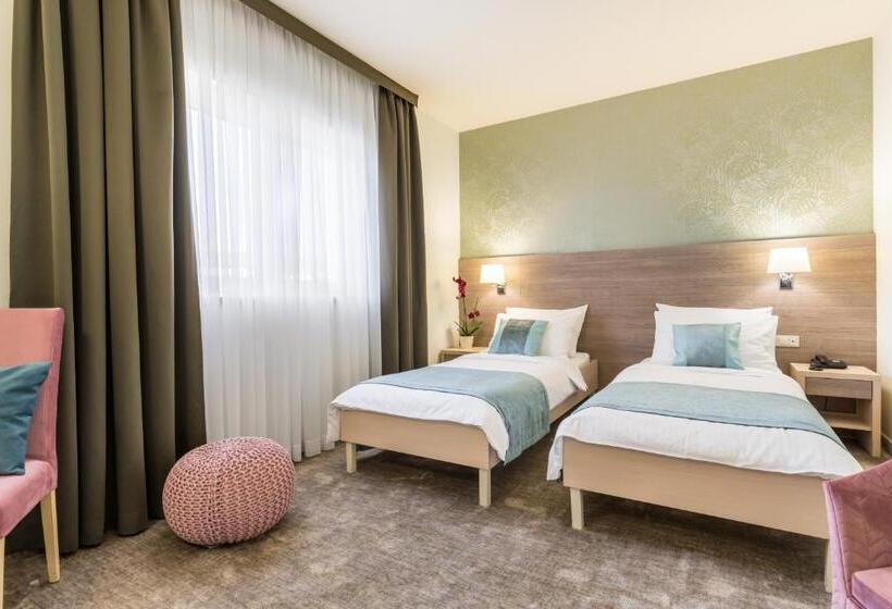 غرفة قياسية, Mondo