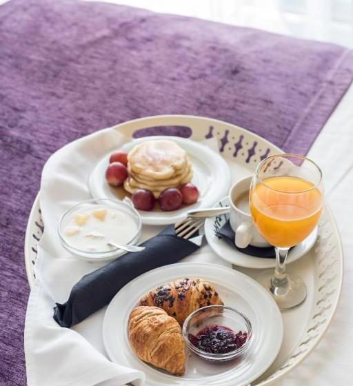 غرفة عائلية, Mondo