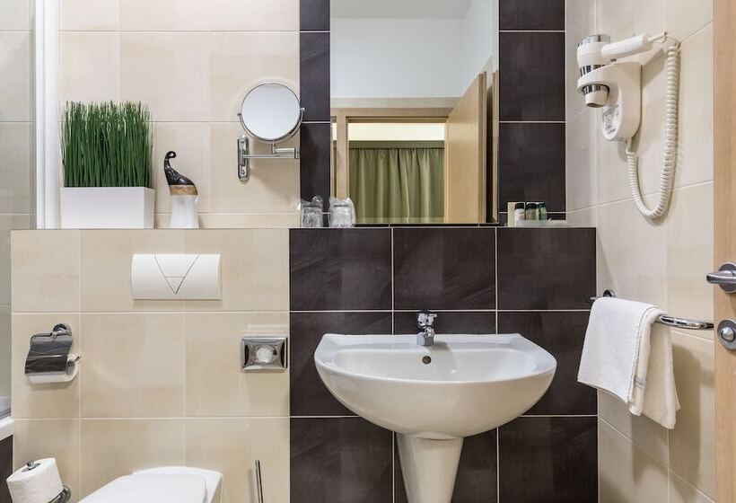 غرفة قياسية, Mondo