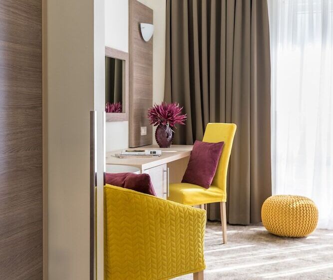 غرفة قياسية, Mondo