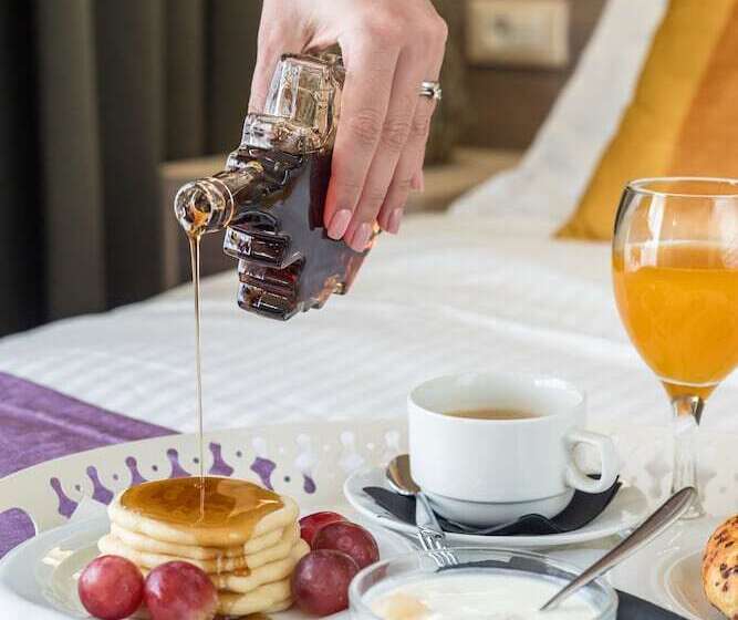 غرفة عائلية, Mondo