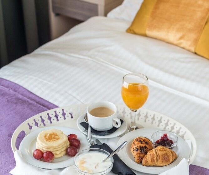 غرفة قياسية, Mondo