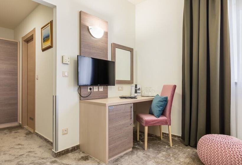 غرفة قياسية, Mondo