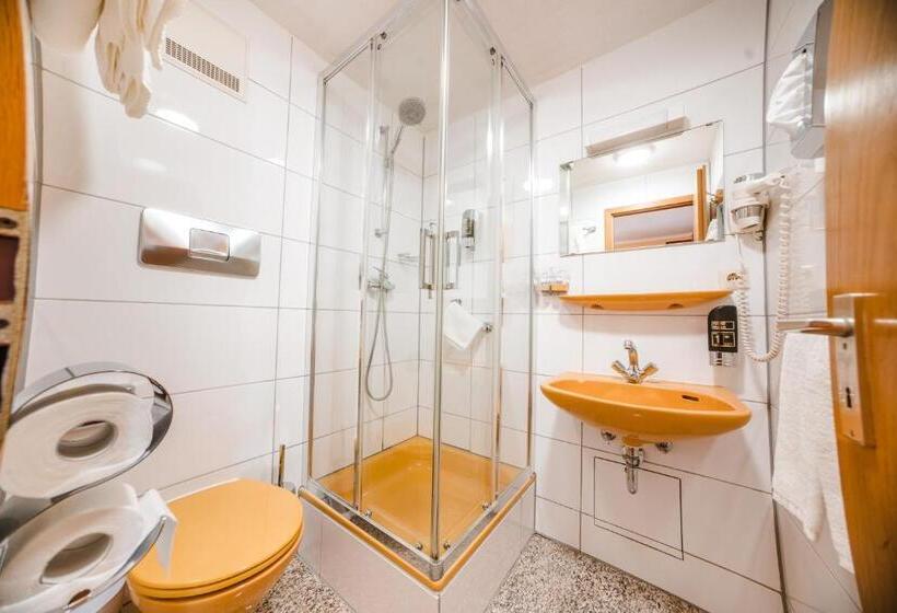 스탠다드 전망 룸, Rheinfels