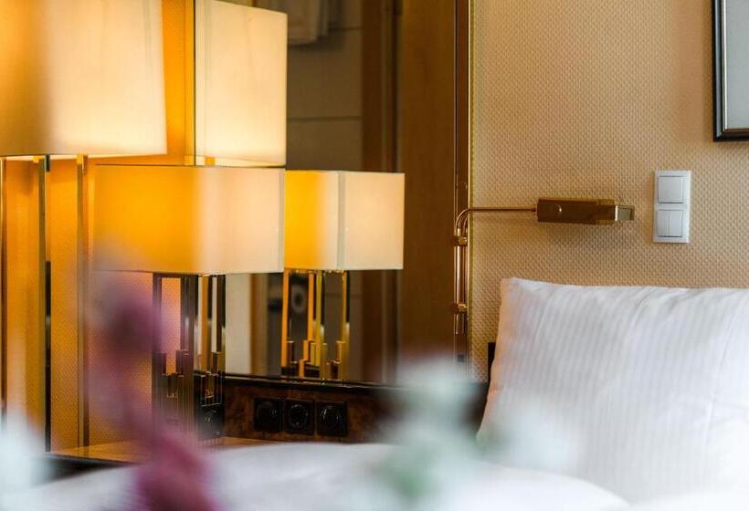 스탠다드 전망 룸, Rheinfels