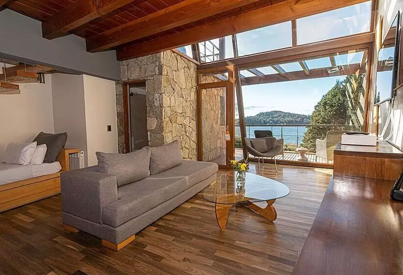 اتاق استاندارد چهار تخته, Rochester Bariloche Suites & Spa
