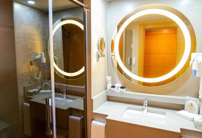 اتاق استاندارد با چشم‌انداز دریا, Royal Dragon