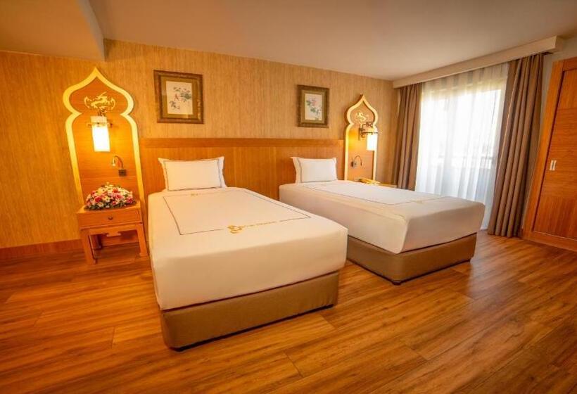 اتاق خانوادگی, Royal Dragon