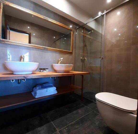 חדר דלוקס עם מרפסת, S.nikolis  Historic Boutique